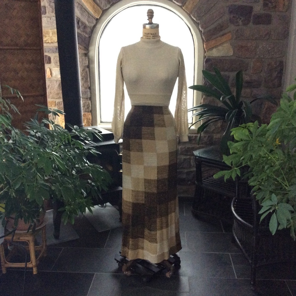 1970 Wenjilli Metallic Lurex Knit Gold Black Dress